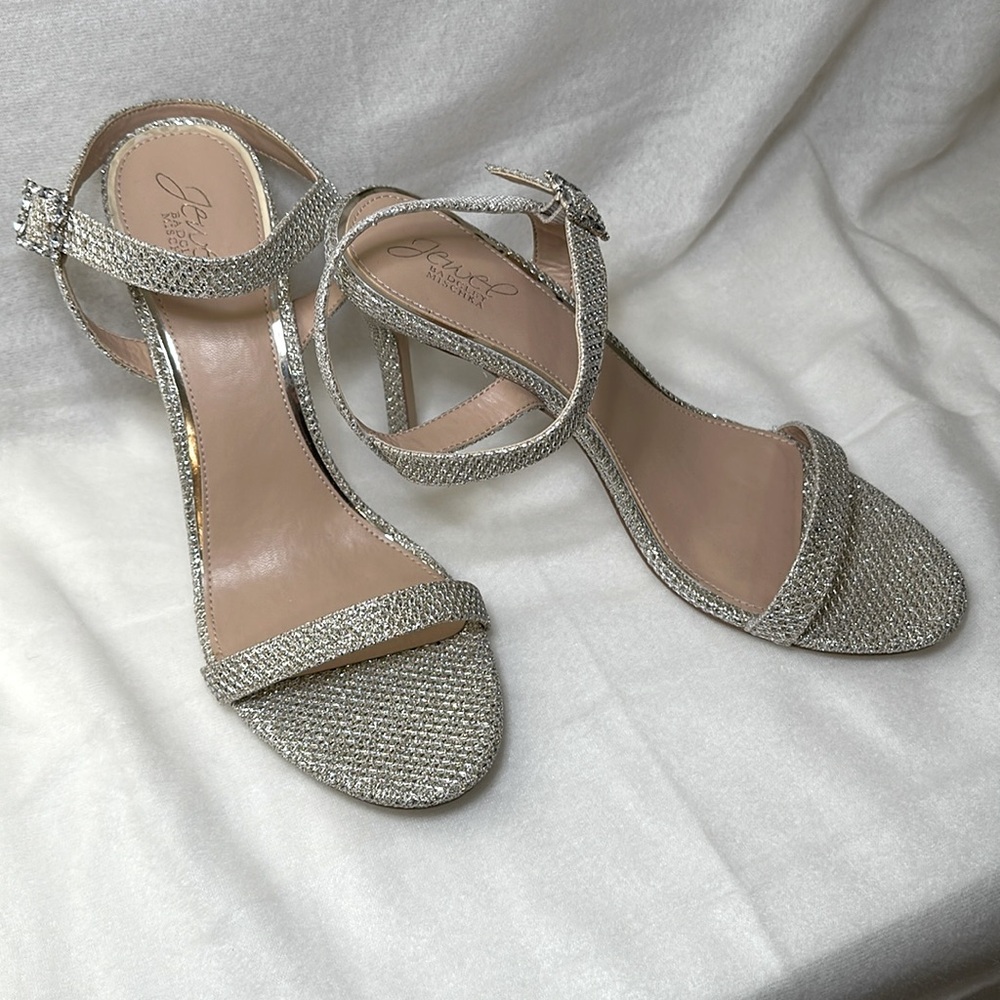 Jewel by  Badgley Mischka heels . Size 11. Champagne. Bridal. Evening.